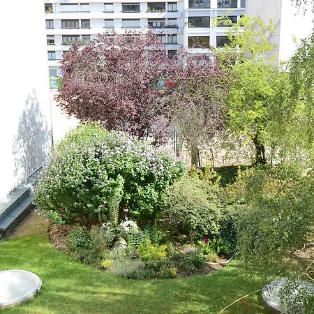 Bastille Marais Balcon Parigi